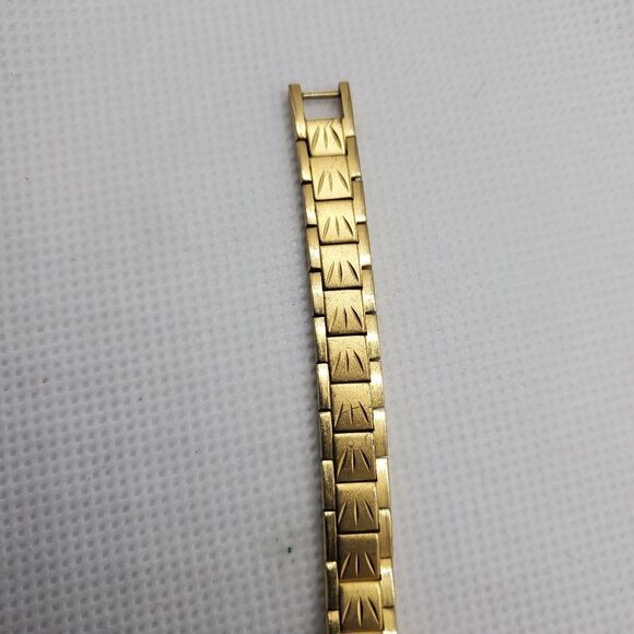 Elgin Gold Colored Watch - Picture 6 of 11